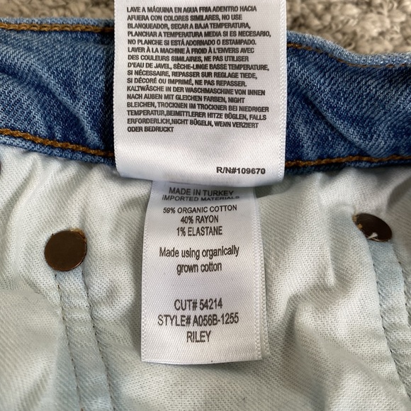 AGOLDE Riley Distressed High Rise Jeans, Size 31 - Picture 5 of 6